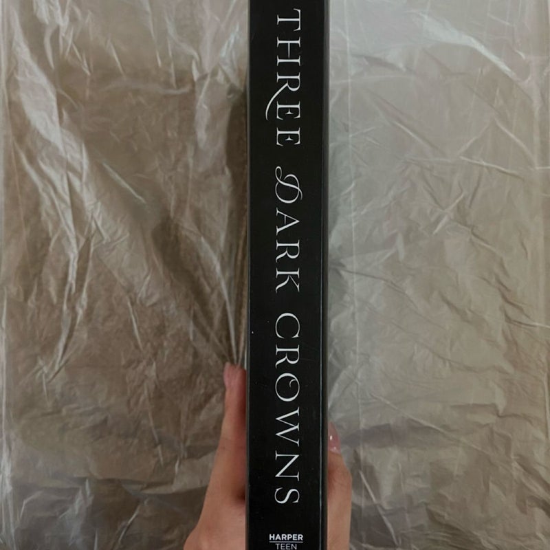 Three Dark Crowns