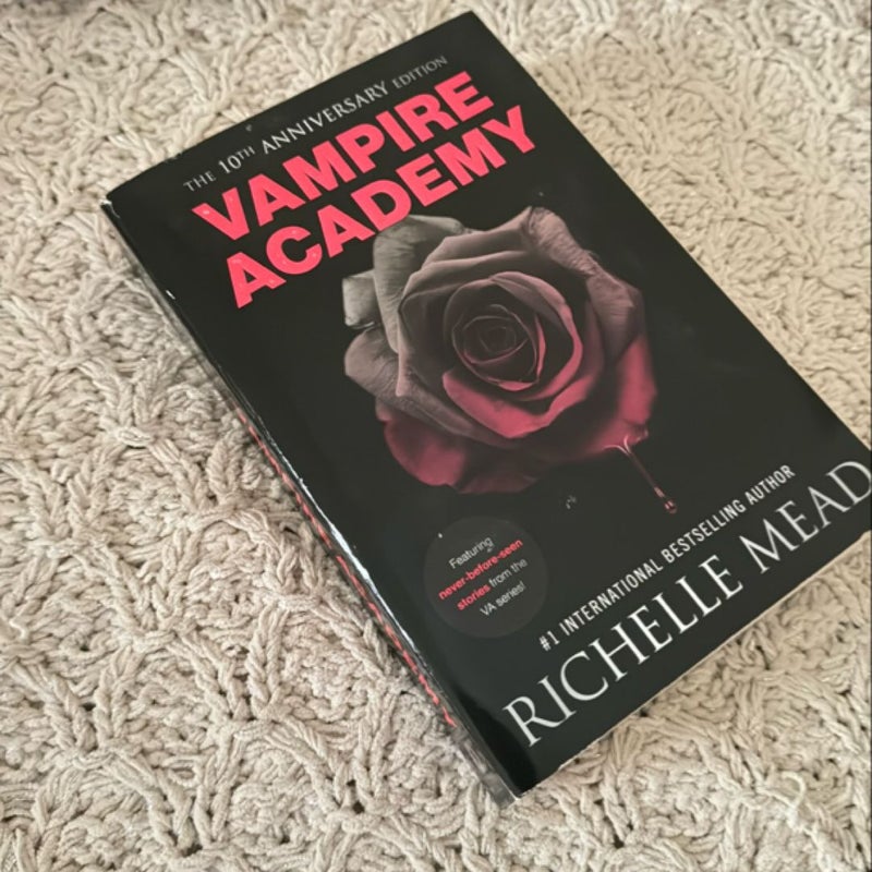 Vampire Academy 10th Anniversary Edition