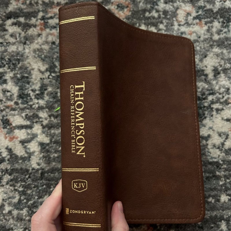 The Thompson Chain-Reference Bible