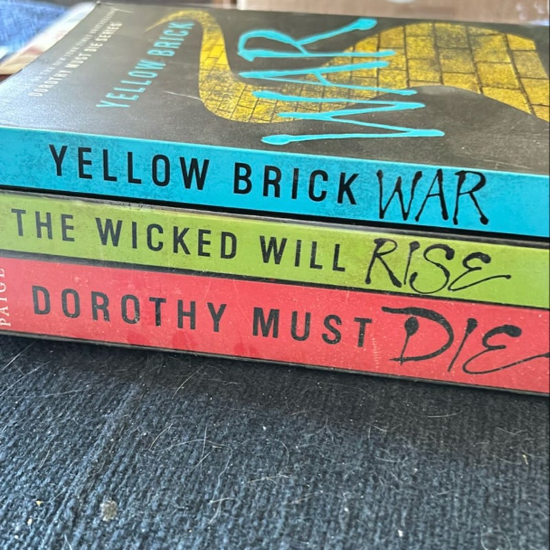 Dorothy Must Die 2-Book Box Set