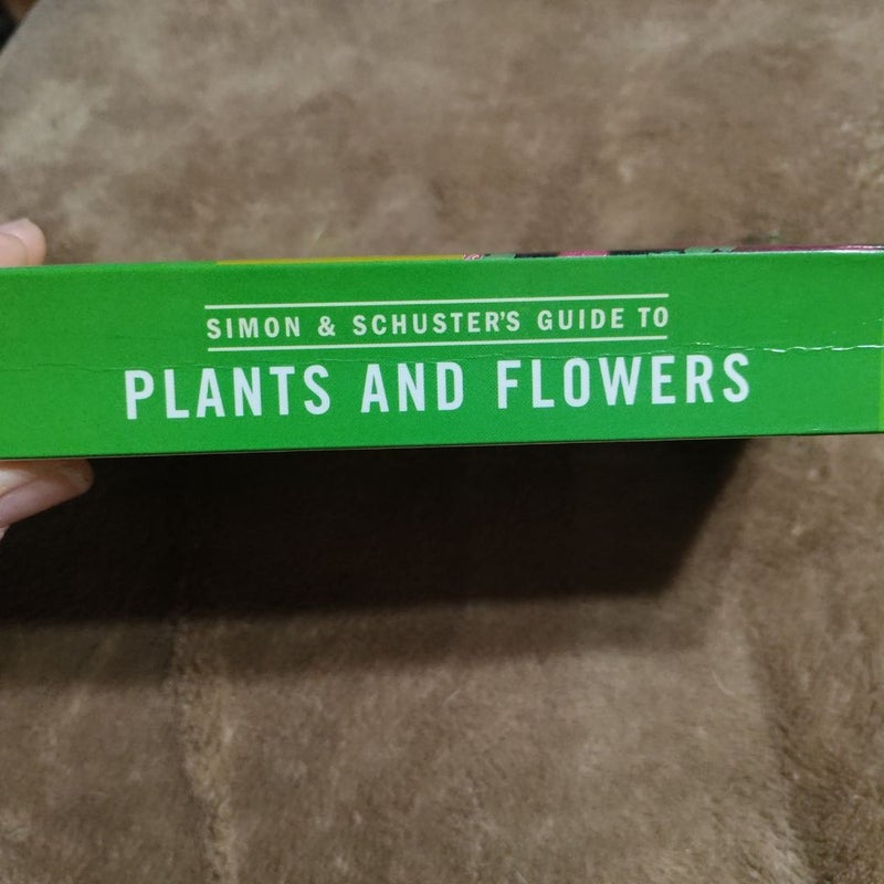 Simon and Schuster's Complete Guide to Plants and Flowers