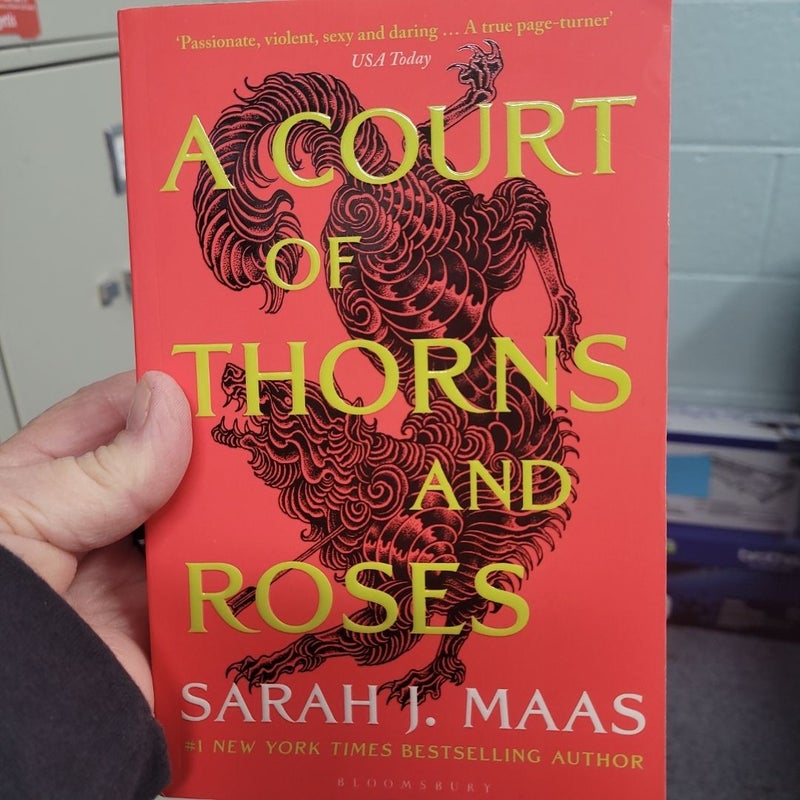 A Court of Thorns and Roses