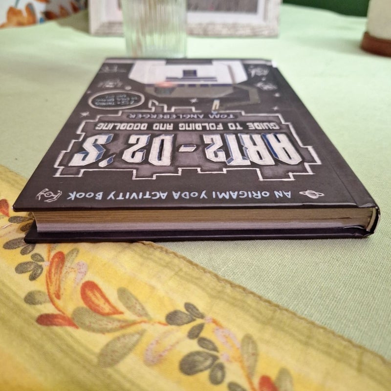Art2-D2's Guide to Folding and Doodling (an Origami Yoda Activity Book)