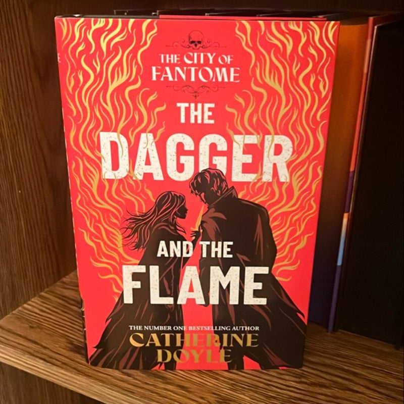 The Dagger and the Flame (Waterstones Seraphine Special Edition)