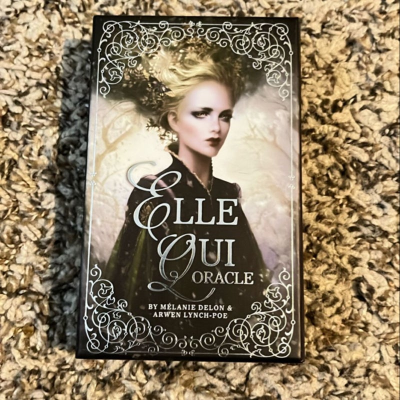 Elle Qui Oracle Deck