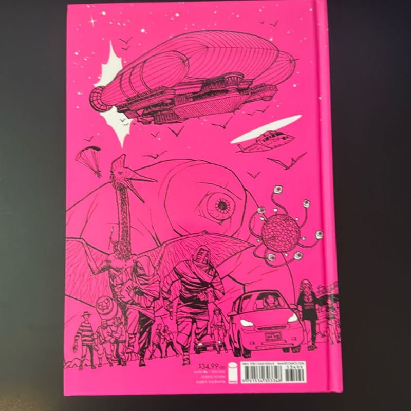 Paper Girls Deluxe Edition Volume 1