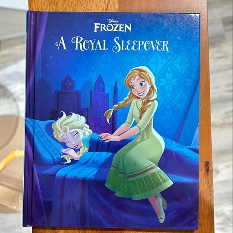Disney Frozen A Royal Sleepover