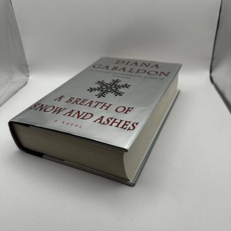 A Breath of Snow and Ashes (1st Ed 1st printing)