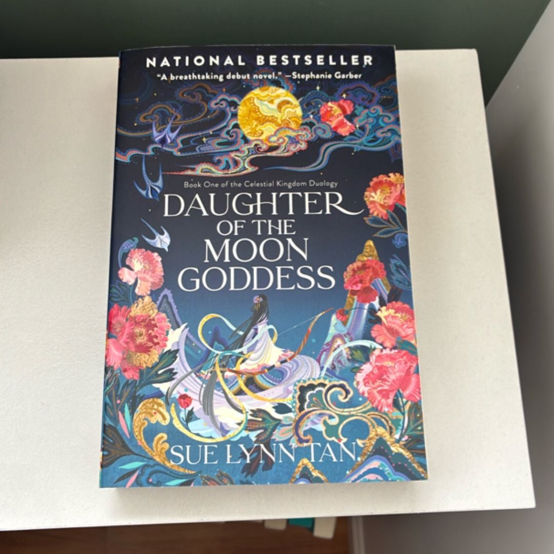 Daughter of the Moon Goddess (Fairyloot Signed Exclusive