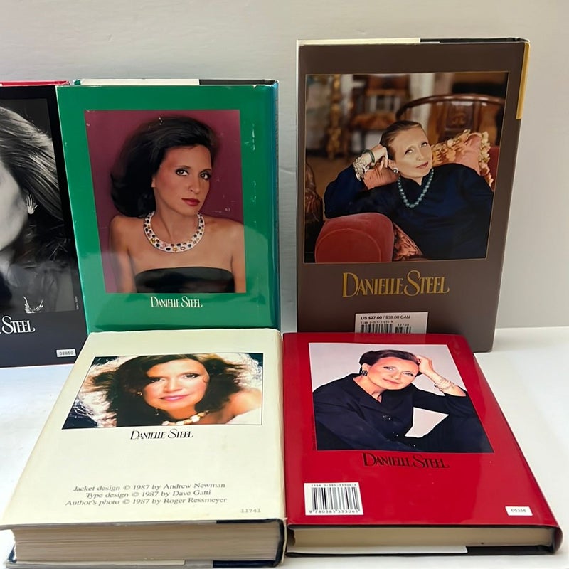 Danielle Steel’s  Bundle (7 Books): Secrets, Jewels, Palomino, Kaleidoscope, The House on Hope Street & Echoes 