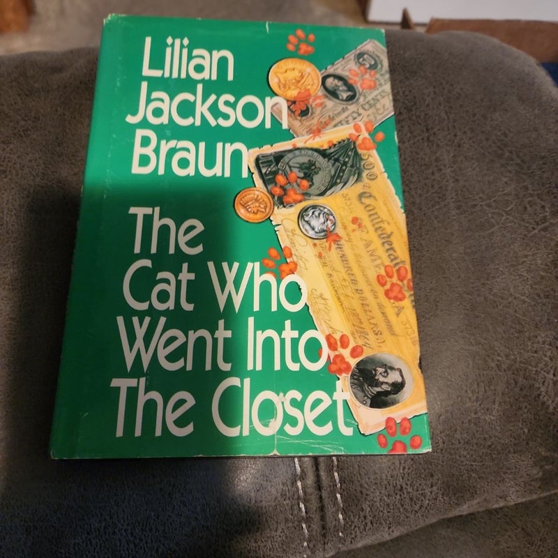 The Cat Who Went into the Closet