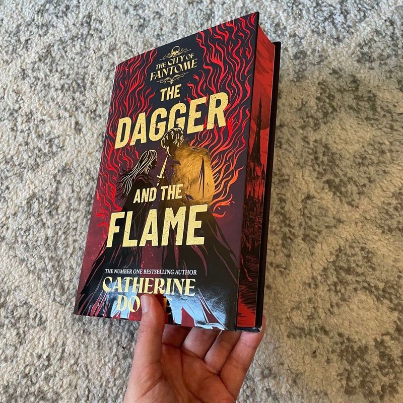 The Dagger and the Flame - Fairyloot edition