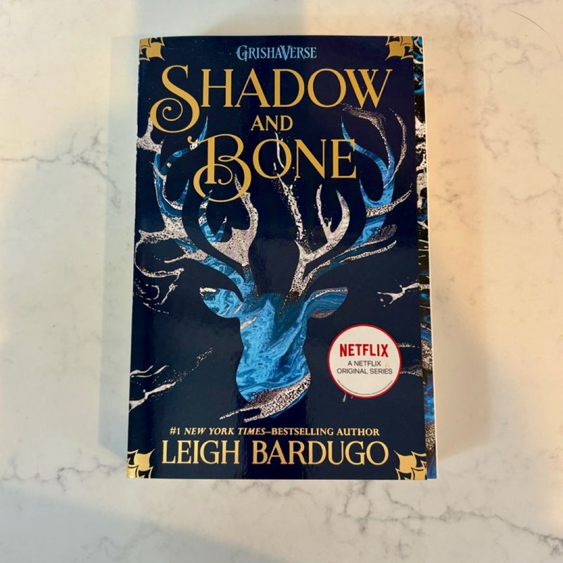 Shadow & Bone Trilogy Bundle