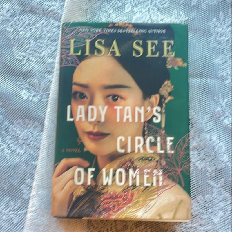 Lady Tan's Circle of Women