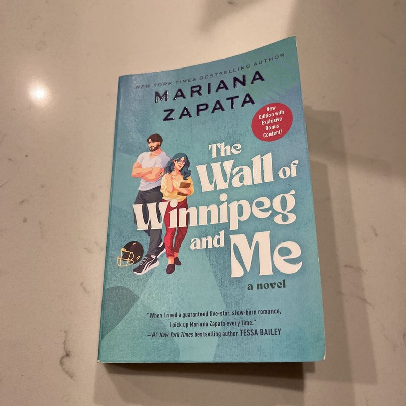 The Wall of Winnipeg and Me by Mariana Zapata, Paperback Pangobooks