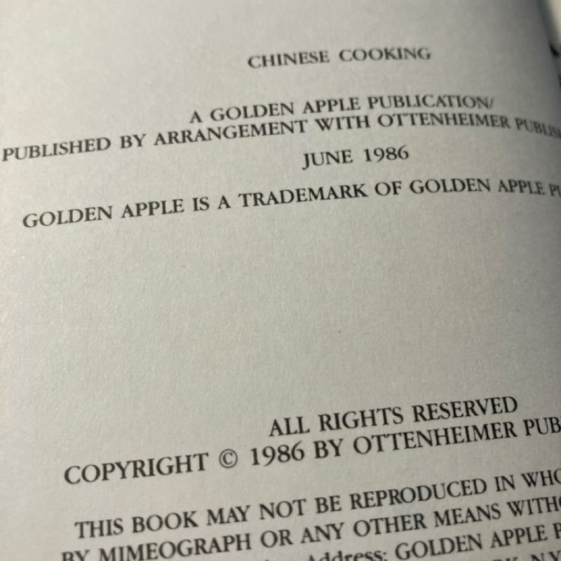 Golden Apple Cookbook Lot of 6