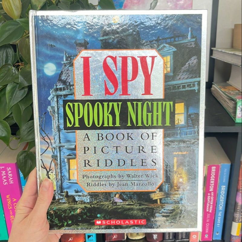 I Spy Spooky Night