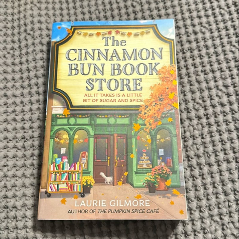 The Cinnamon Bun Book Store (Dream Harbor, Book 2)