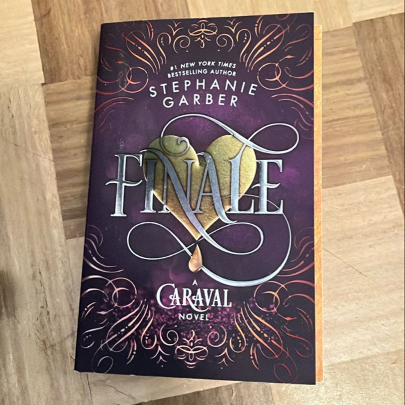 Caraval bundle