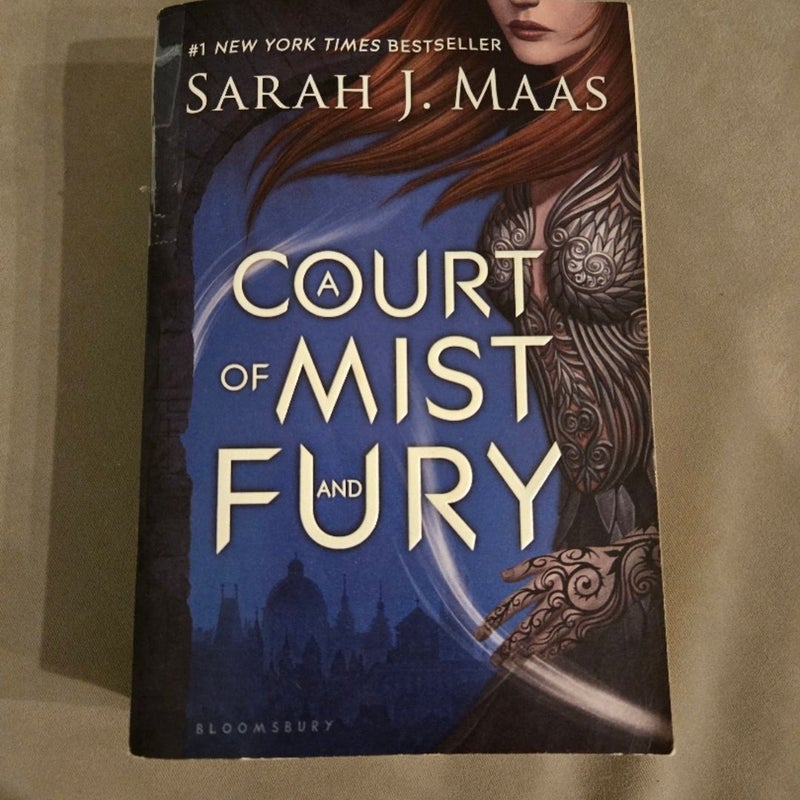 OOP A Court of Mist and Fury 