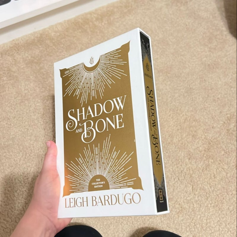 Shadow and Bone: the Collector's Edition