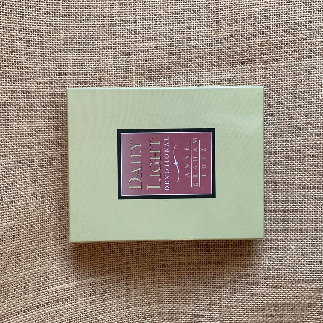 Daily Light Devotional