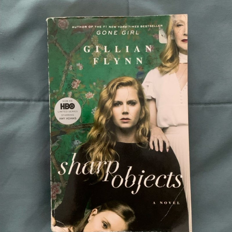 Sharp Objects (Movie Tie-In)
