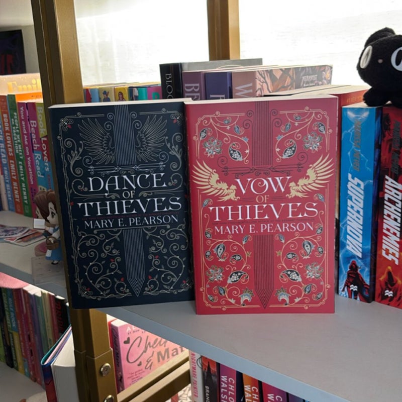 Dance of Thieves & Vow of Thieves Duology