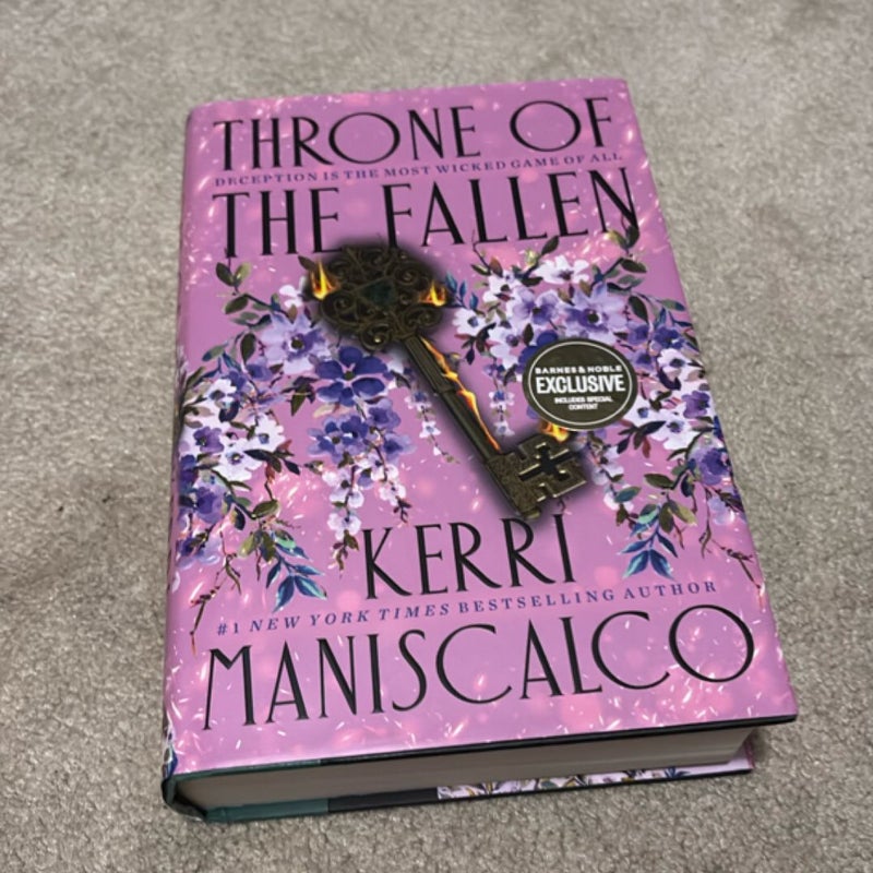 EXCLUSIVE Throne of the Fallen Barnes and Noble