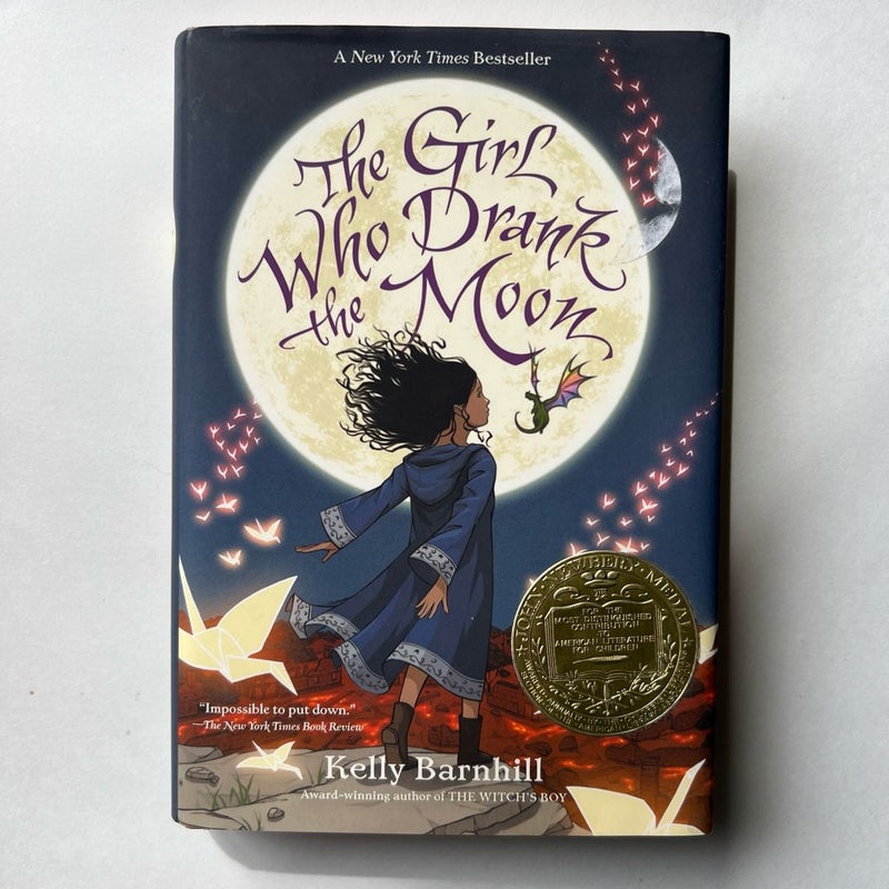 The Girl Who Drank the Moon (Winner of the 2017 Newbery Medal)