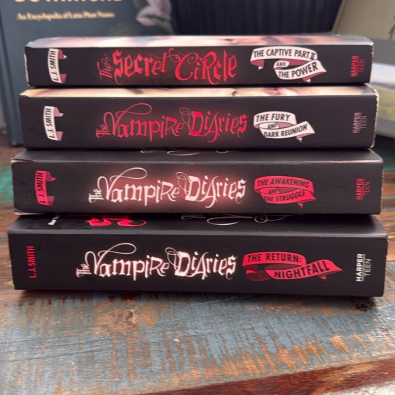 BOOK BUNDLE The Vampire Diaries + The Secret Circle