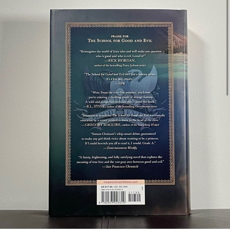 The School for Good and Evil: One True King (Book 6)