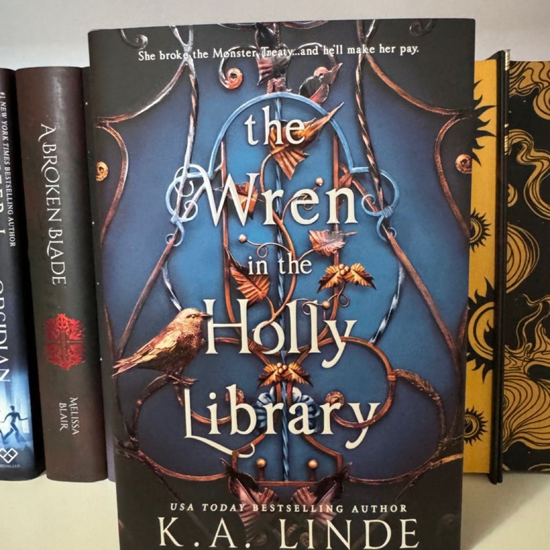 The Wren in the Holly Library (Deluxe Limited Edition)