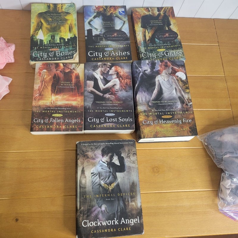 The mortal instruments series cassandra clare city of heavenly fire