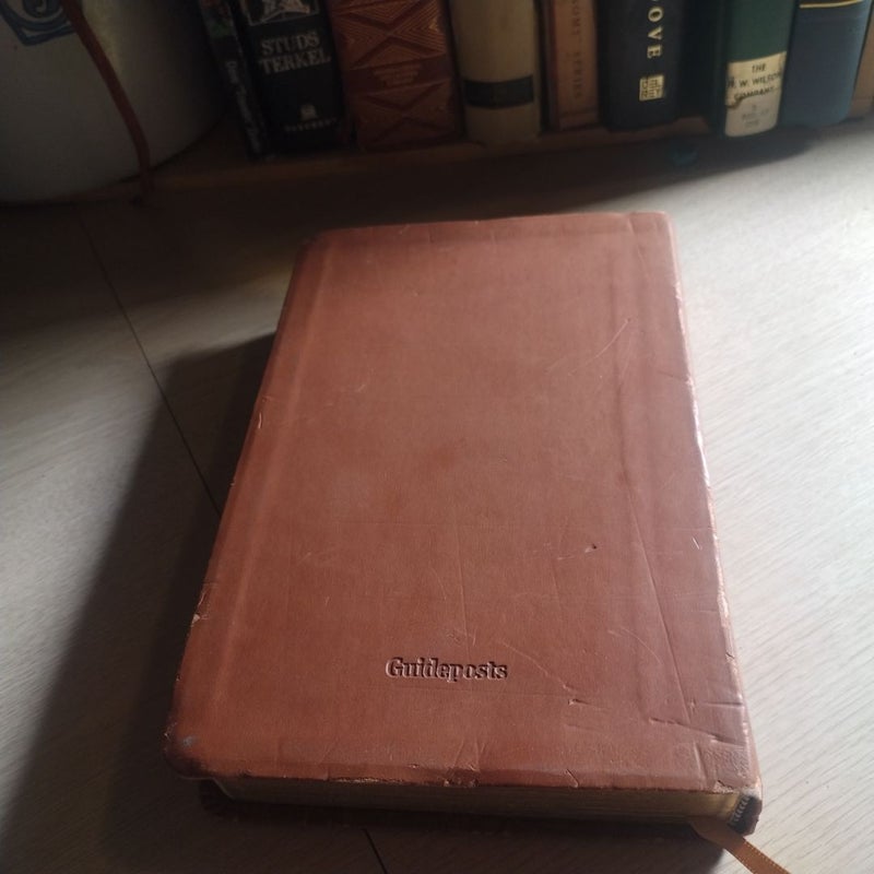 Daily Guideposts 2012 Leather Cover Never Written 