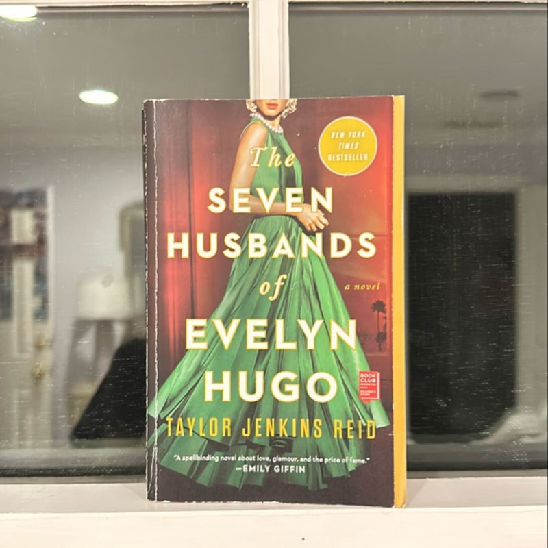 The Seven Husbands of Evelyn Hugo