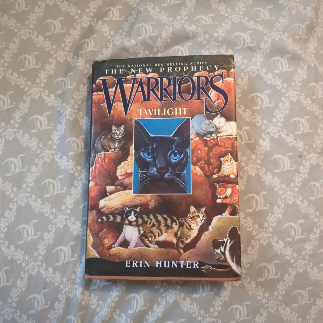 Midnight (Warriors 2. The New Prophecy, #1) - Erin Hunter 