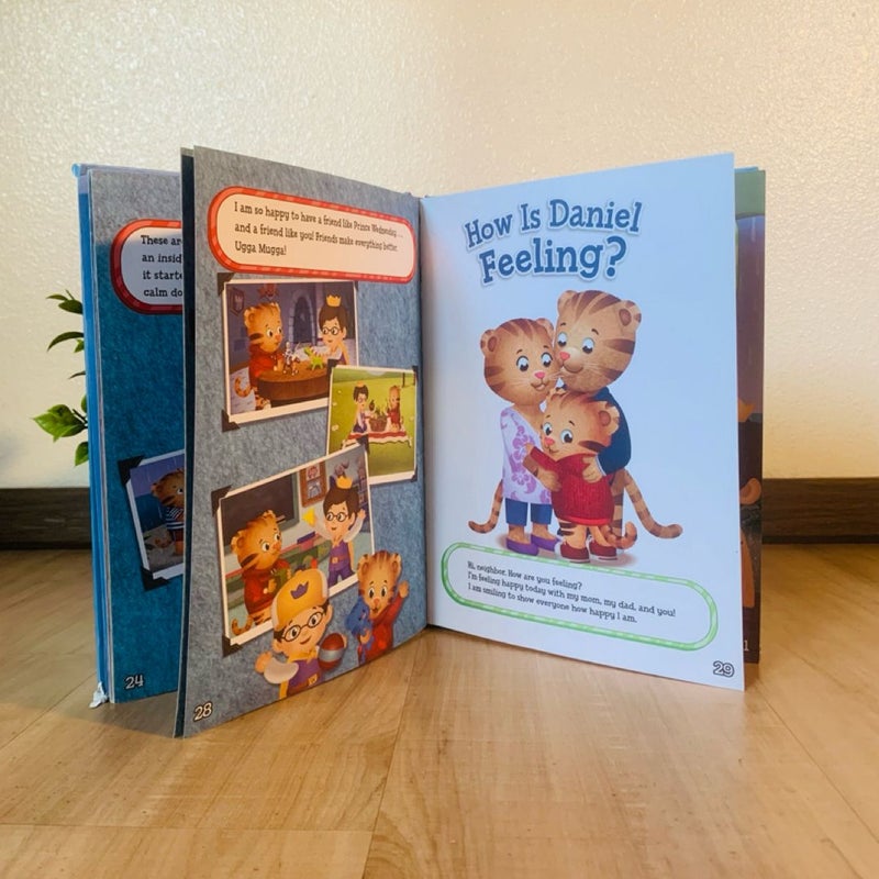 Daniel Tiger's 3-Minute Bedtime Stories