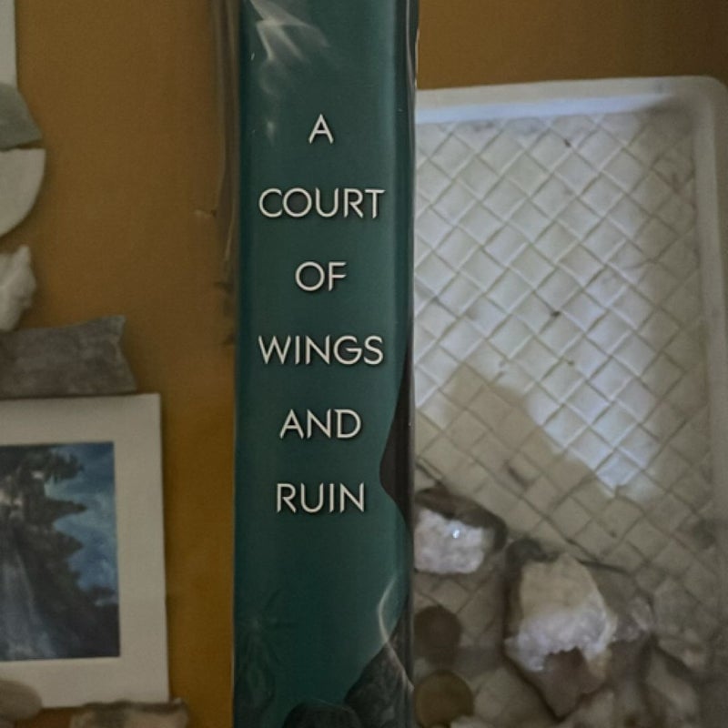 A Court of Wings and Ruin