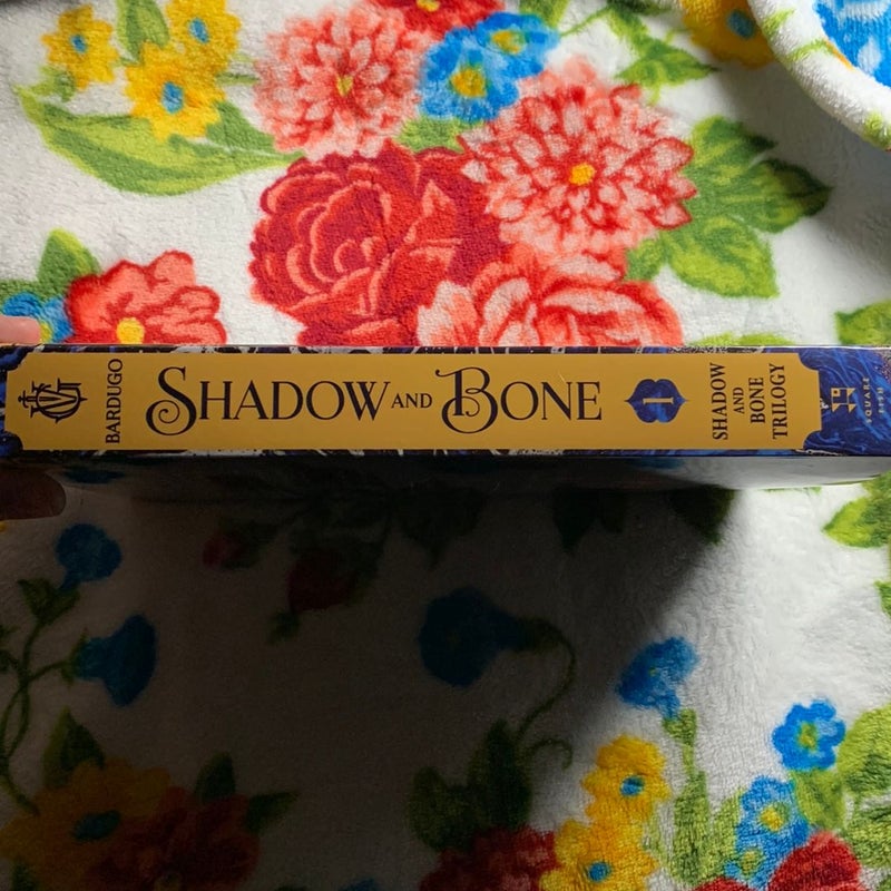 Shadow and bone 