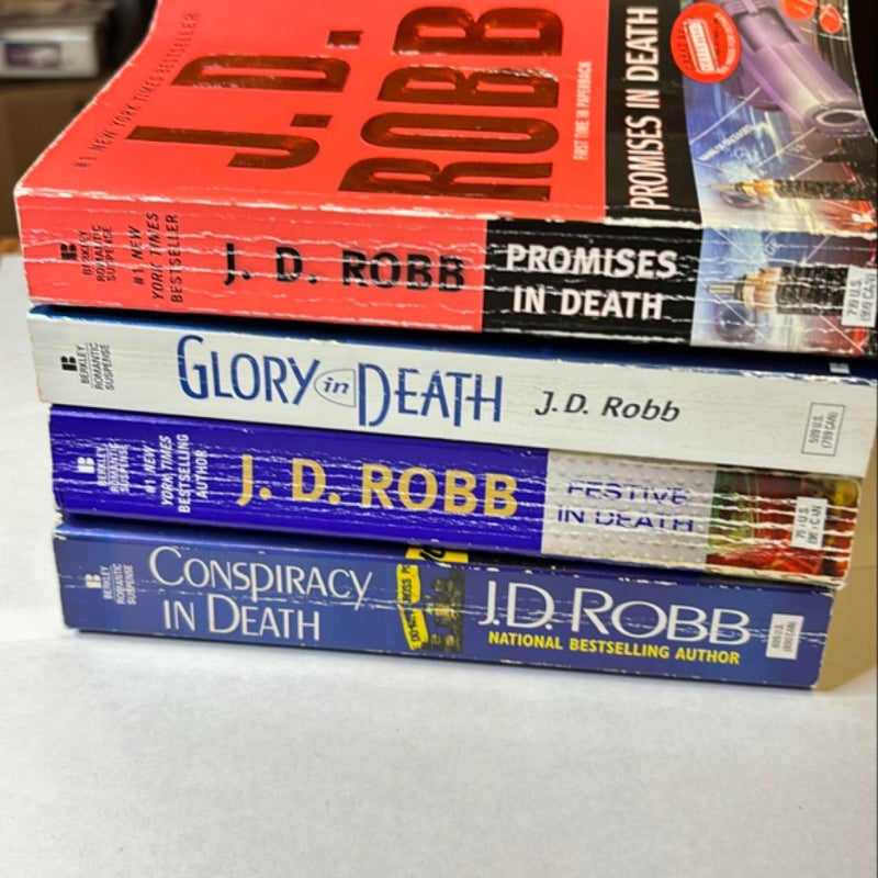 JD Robb 4 book bundle