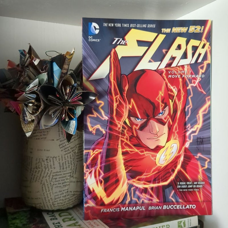 The Flash Vol. 1: Move Forward (the New 52)