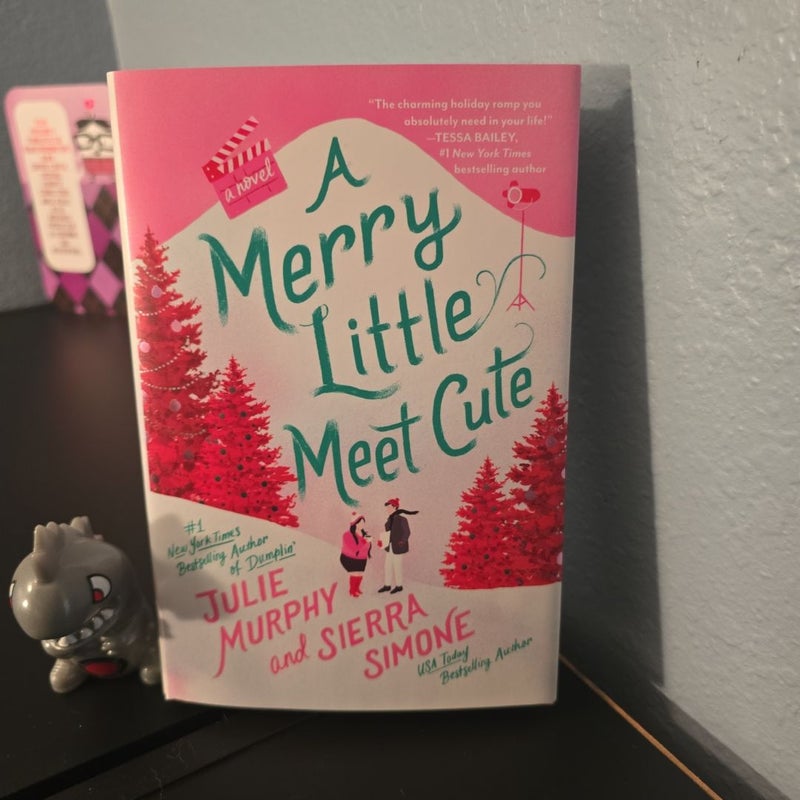 A Merry Little Meet Cute