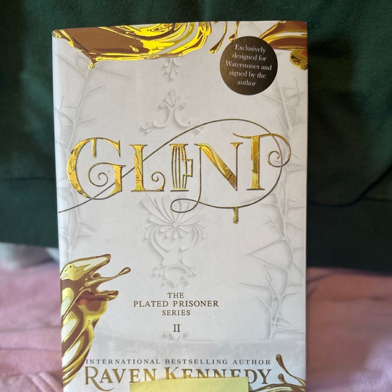 Glint by Raven Kennedy Waterstones special edition signed 