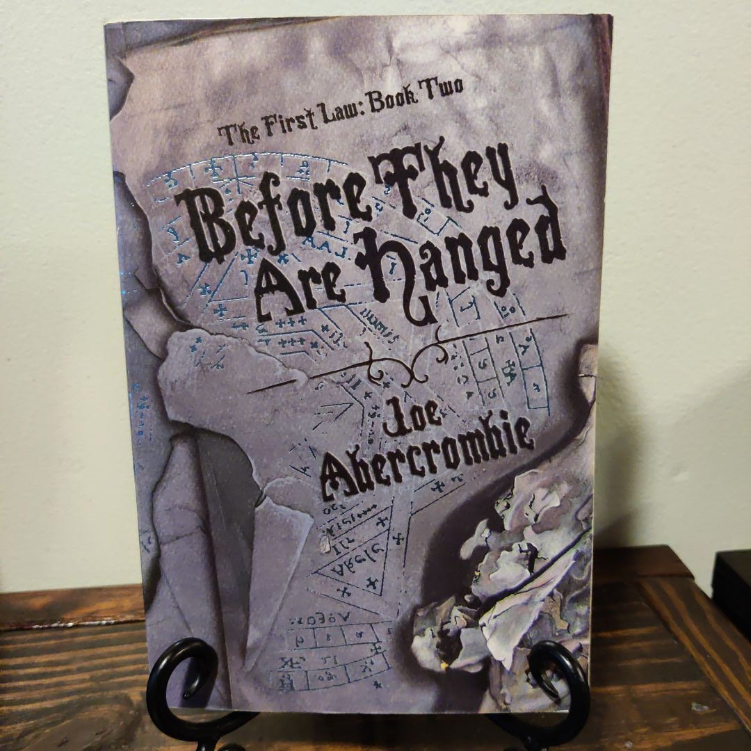 Before They Are Hanged by Joe Abercrombie, Paperback Pangobooks