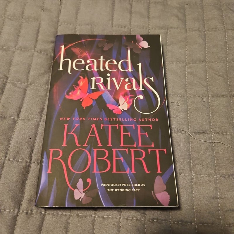 Heated Rivals (previously Published As the Wedding Pact)