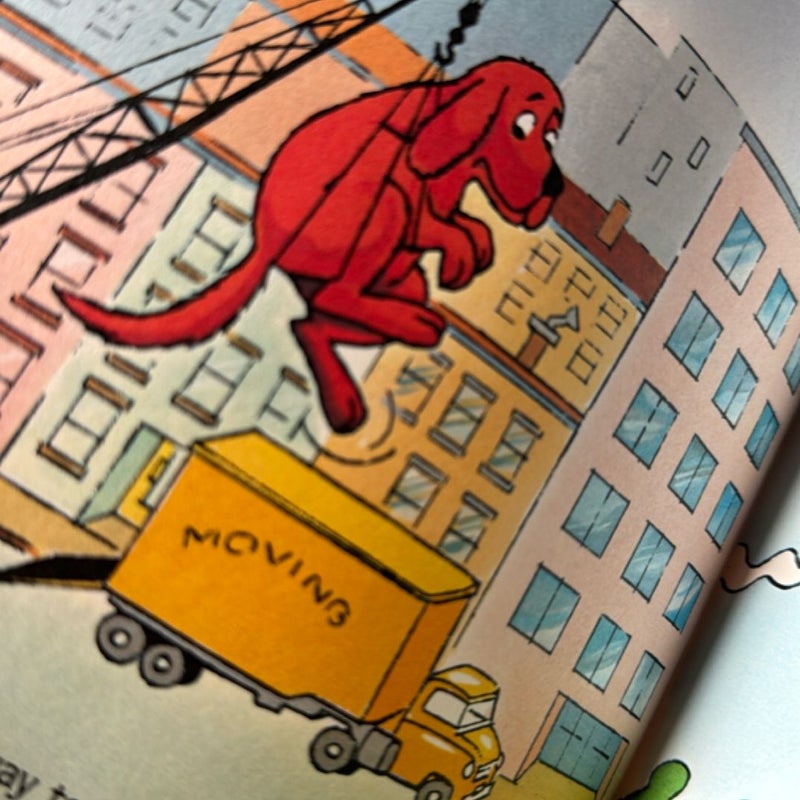 Clifford The Small Red Puppy