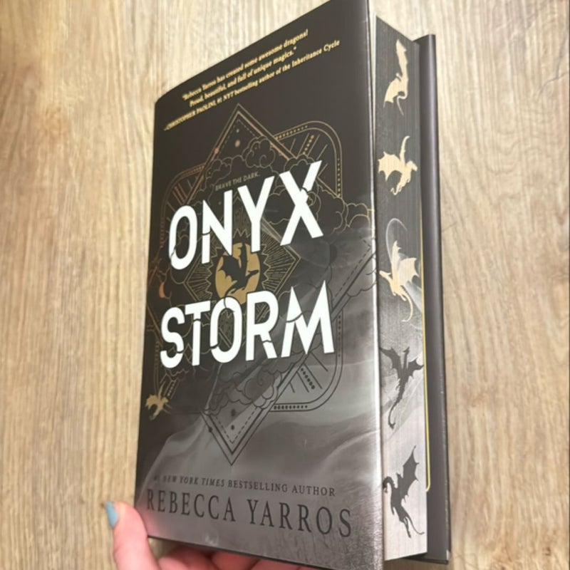 Onyx Storm (Deluxe limited edition)