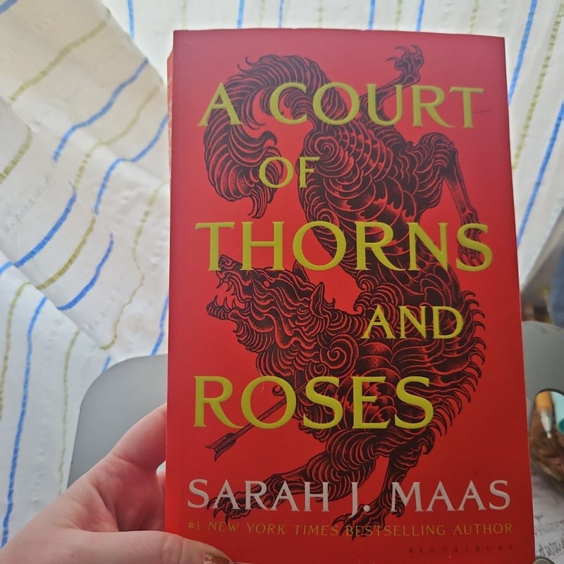 A Court of Thorns and Roses