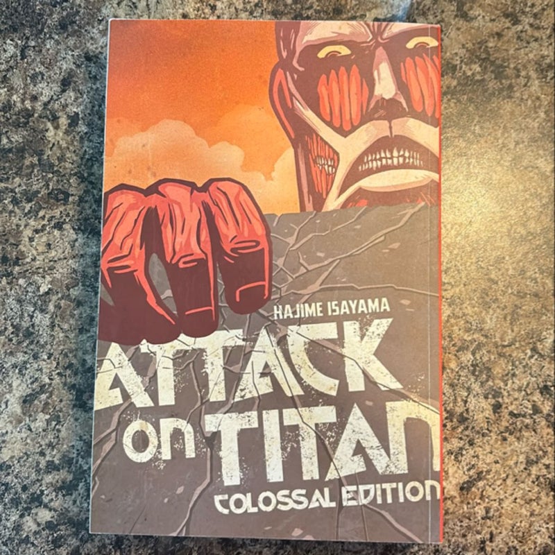 Attack on Titan: Colossal Edition 1